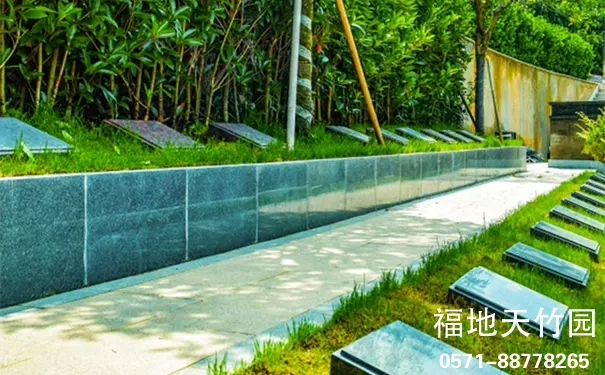小碑节地葬 小碑节地葬